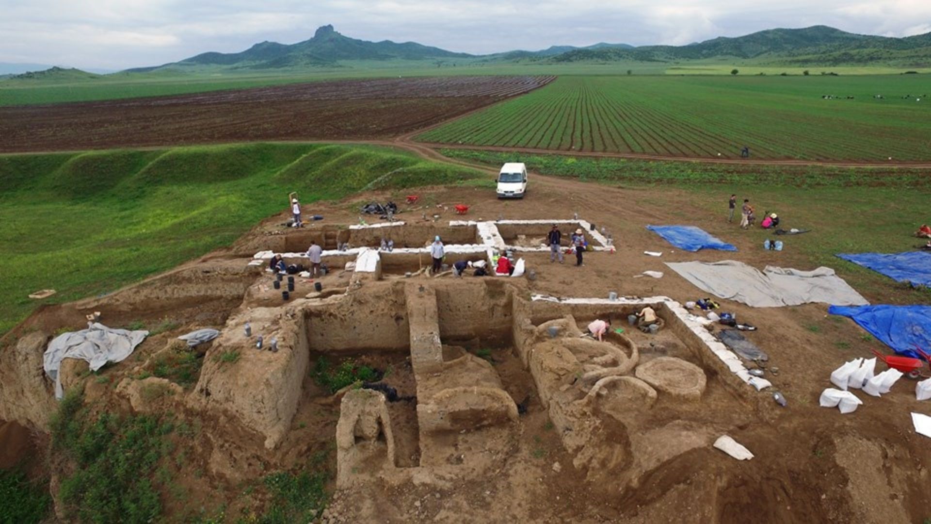 An ancient pitcher was discovered during the archeological excavations in Georgia.